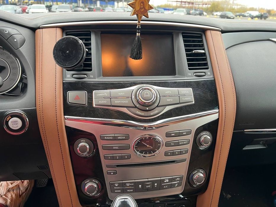 Продам Infinity QX80 2019