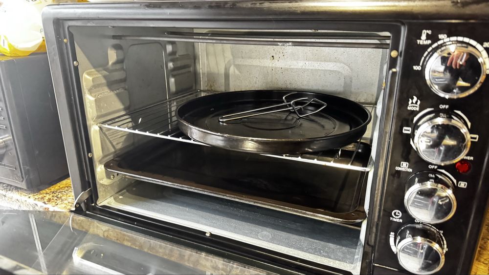 Піч електрична Grunhelm GN50ARC