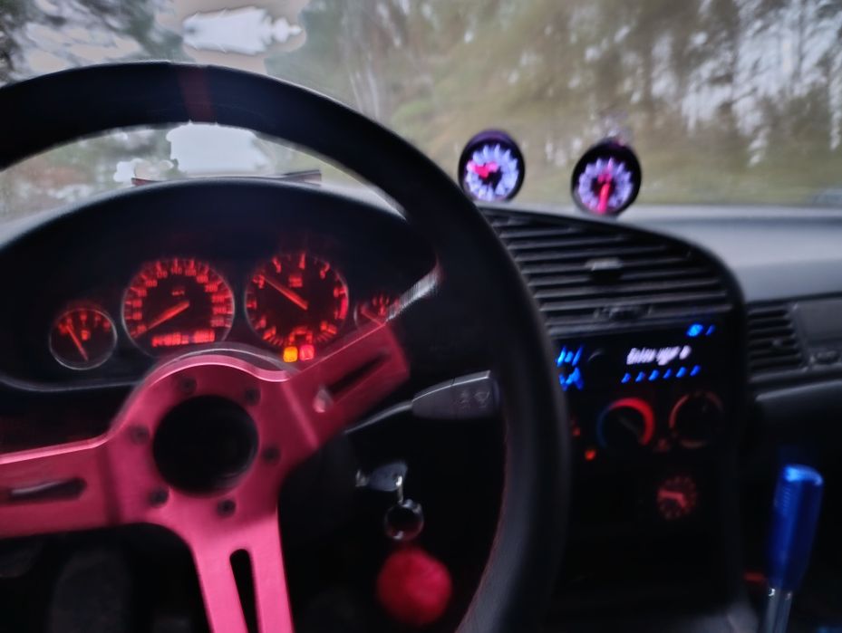 Bmw e36 2.5  przerobiona do driftu