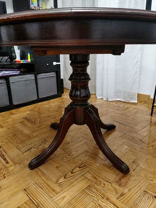 Mesa de jantar redonda extensível em madeira maciça – 104 cm (132 cm aberta) – Ideal para restauro