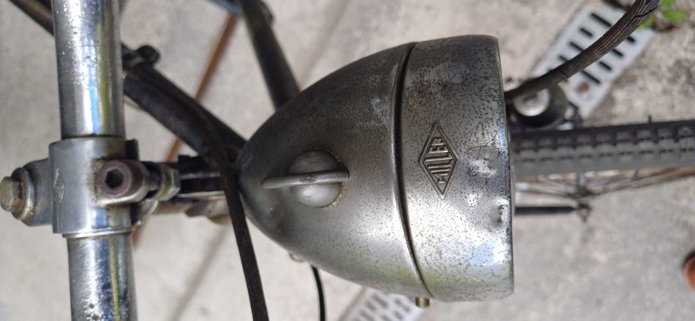 Pasteleira para restauro ou para peças