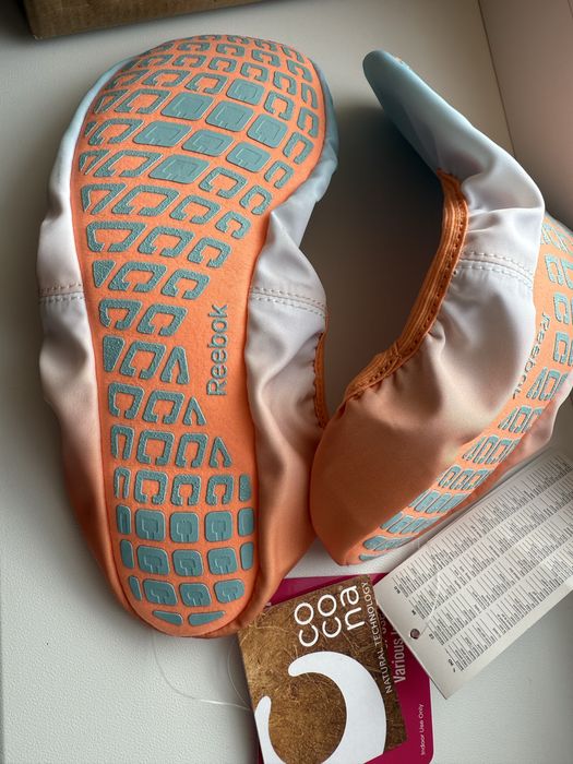 Чешки Reebok 39 розмір  гімнастичне взуття фітнес танці