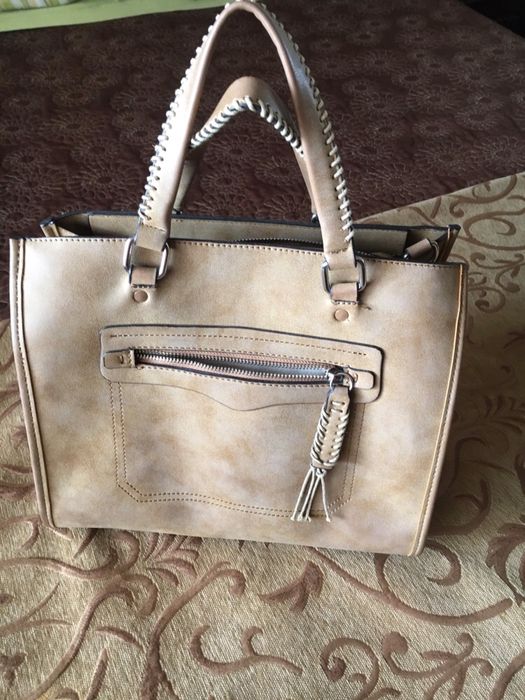 Mala beije de senhora