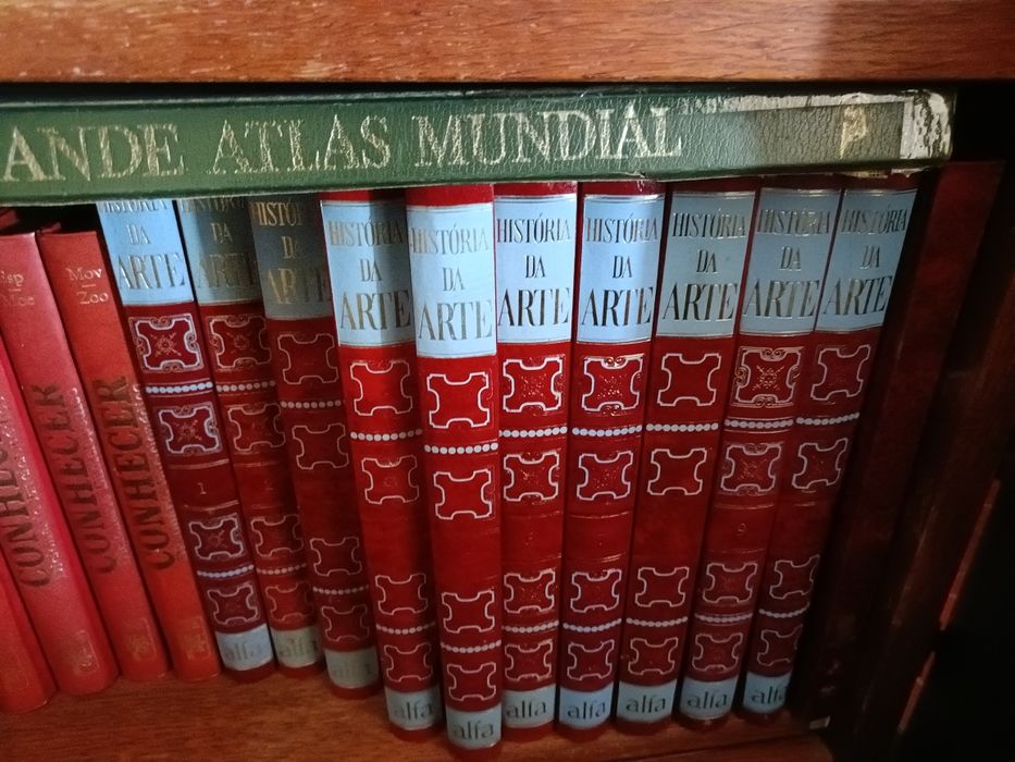 Enciclopédias variadas
