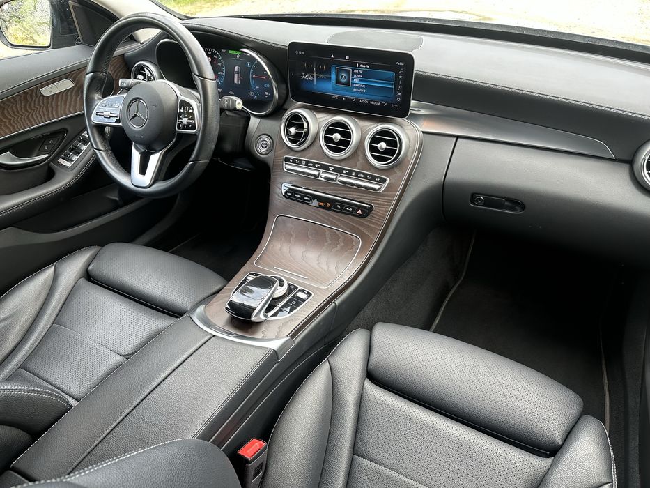 Mercedes C300de AMG Line híbrido 306cv