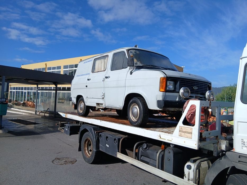 Ford transit,  furgão 7 lugares