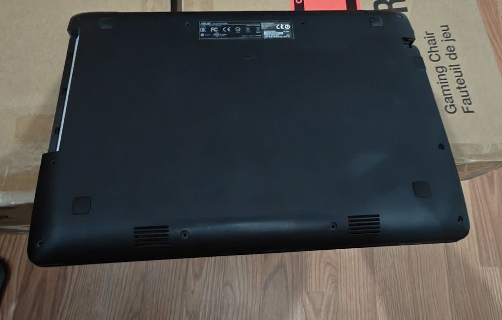 Portátil ASUS F453M para peças