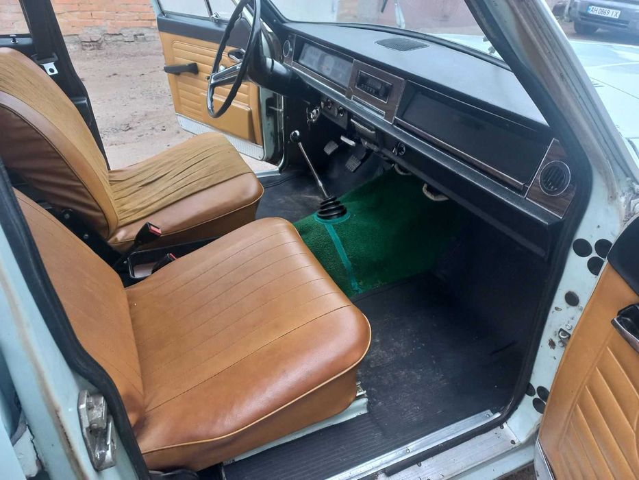 Газ 2402 Волга Универсал фургон оригинал Gaz Volga Avant родная краска