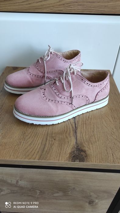 Damskie buty długość wkładki wew ok. 24cm