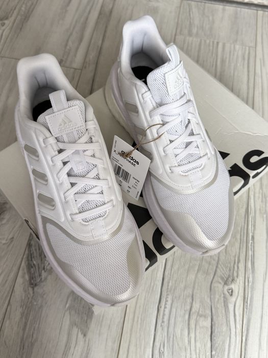 Наявність нових оригінальних жіночих кросівок Adidas X_PLRPHASE