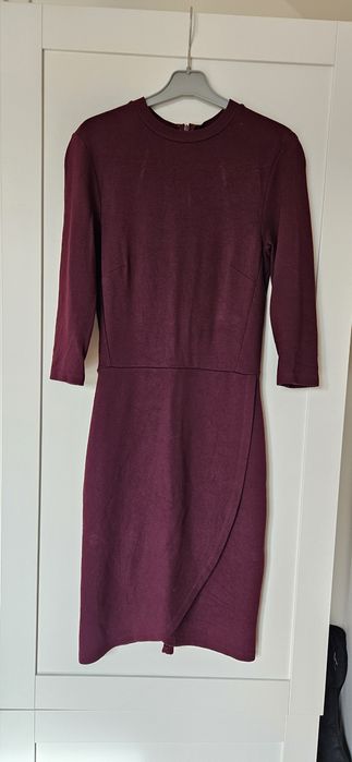 Sukienka bordowa z wiskozy rom 34 TOPSHOP