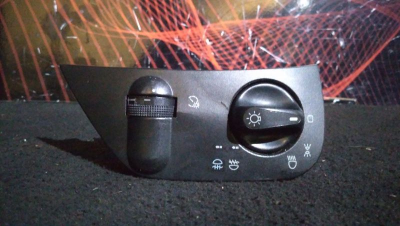 Comando Das Luzes Seat Ibiza Ii (6K1)