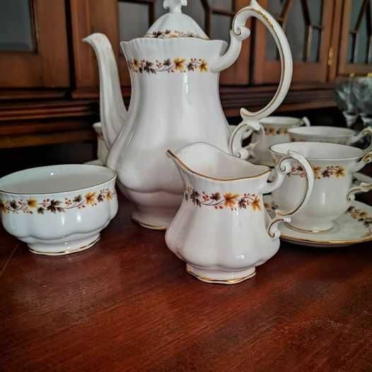 Serviço de chá Royal Kent Golden Glory  BAIXA DE PREÇO motivo mudança.