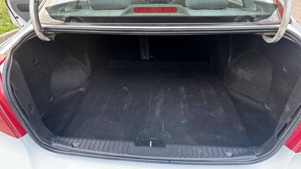 Chevrolet Lacetti 2010 1.6 бензин