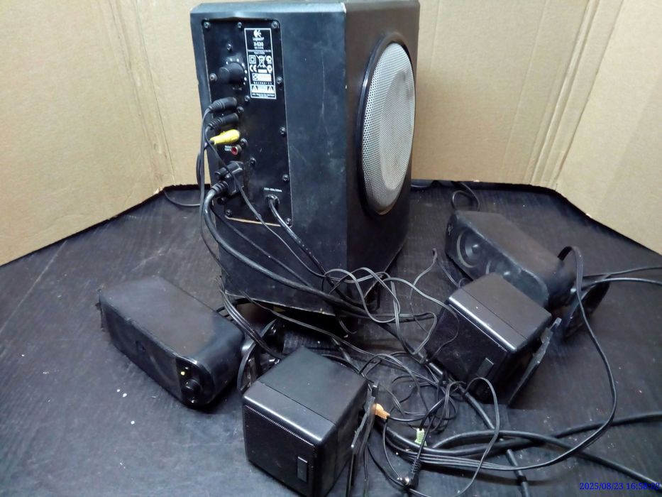 Subwoofer wzmacniacz głośnik głośniki
