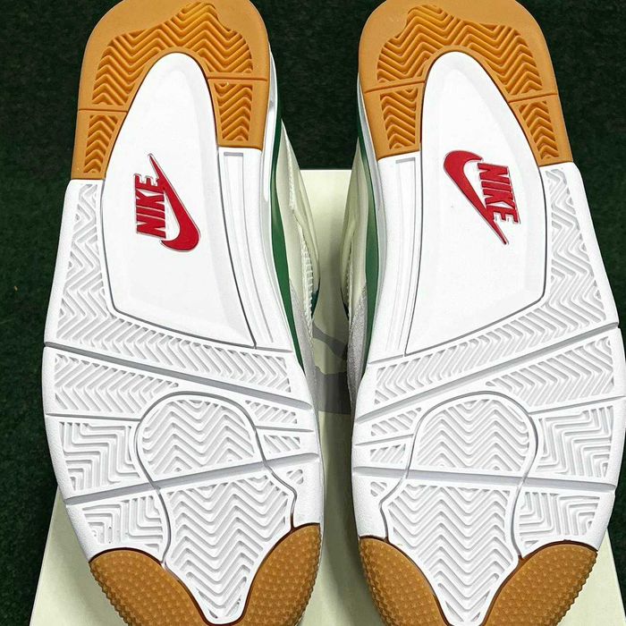 Jordan 4 Retro SB Pine Green R.40