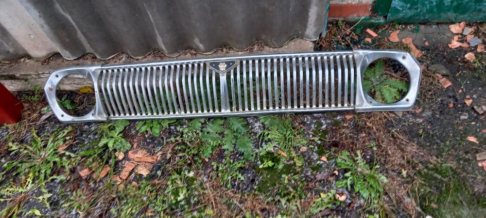 Продам решётку на Газ 24