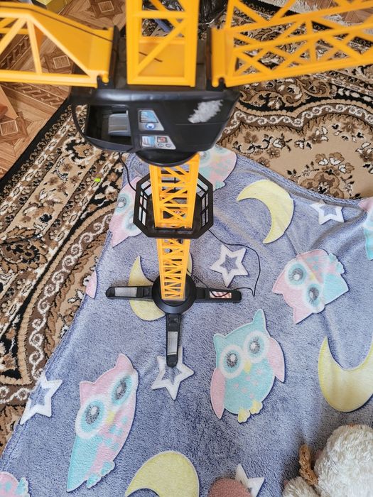 Кран б/у на пульте управления вправа-лева не двигается