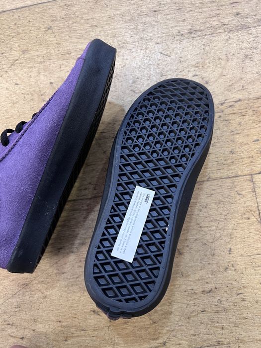 Vans Sport Low Suede Violeta/Preto – Novas (Tam. 37)