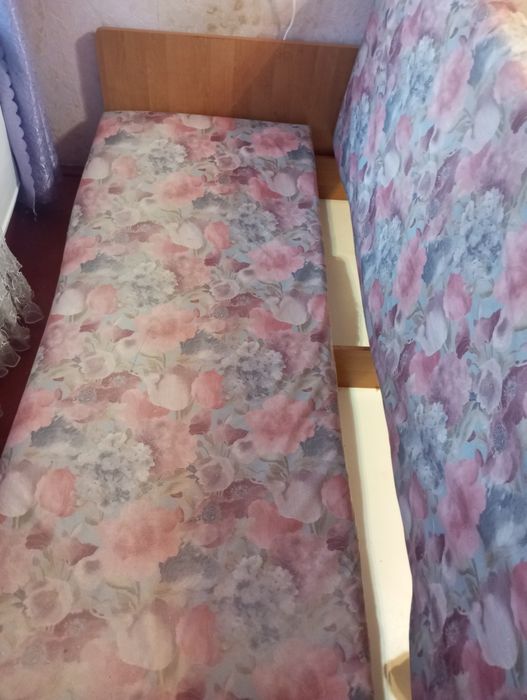 Двоспальне ліжко  б/в
