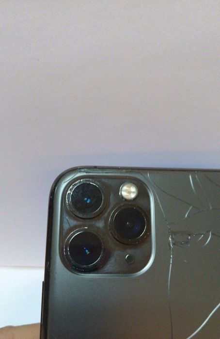 Смартфон APPLE iPhone 11 Pro Max 64 Gb