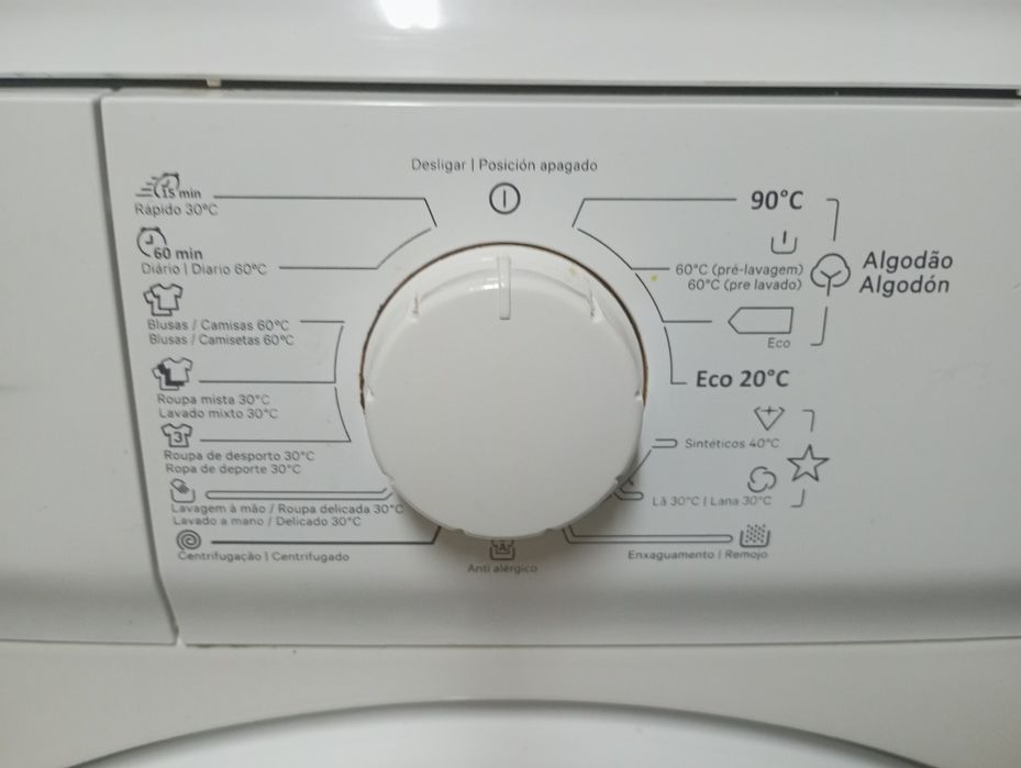 Máquina de Lavar Confortec CF7100D