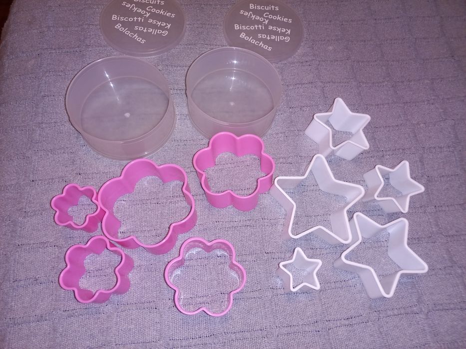 Corta-massa plásticos novos