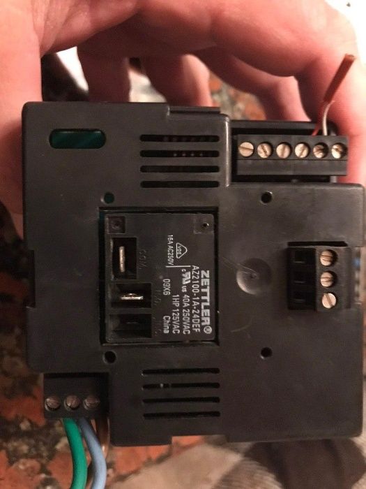 Термо регуляторCHROMALOX 1/4 din temperature controller 2110-R3100