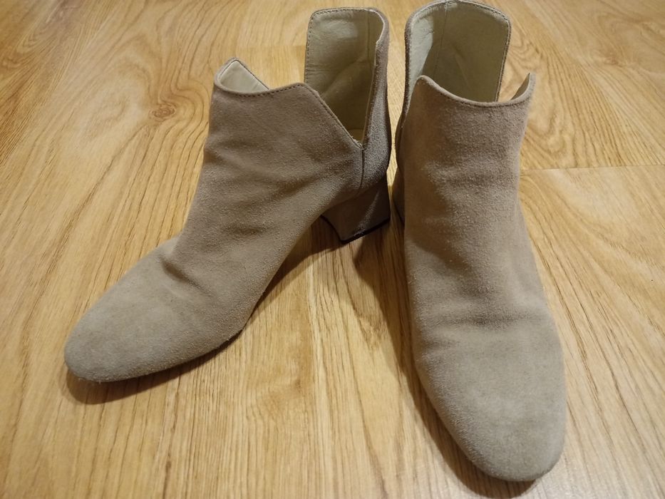 Botki zara 37 zamszowe beżowe wiosna lato