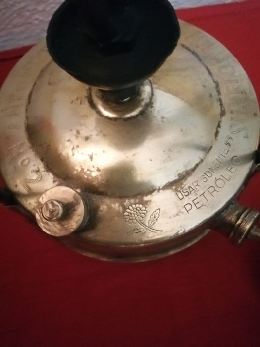 Fogao a petroleo antigo