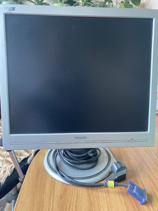 Монітор Philips 170s (+ПК в подарок)