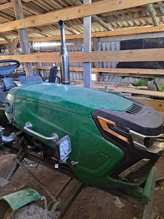 Трактор в хорошому стані