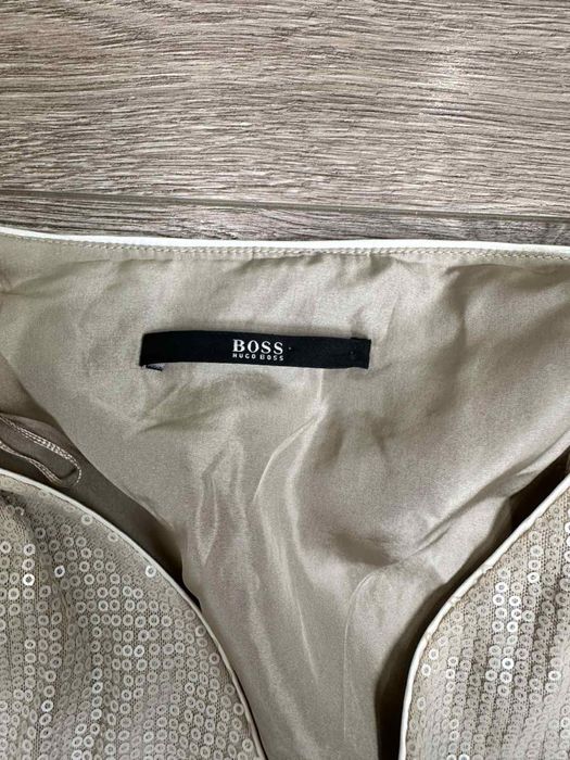 Блузка Hugo Boss з паєтками, розмір S