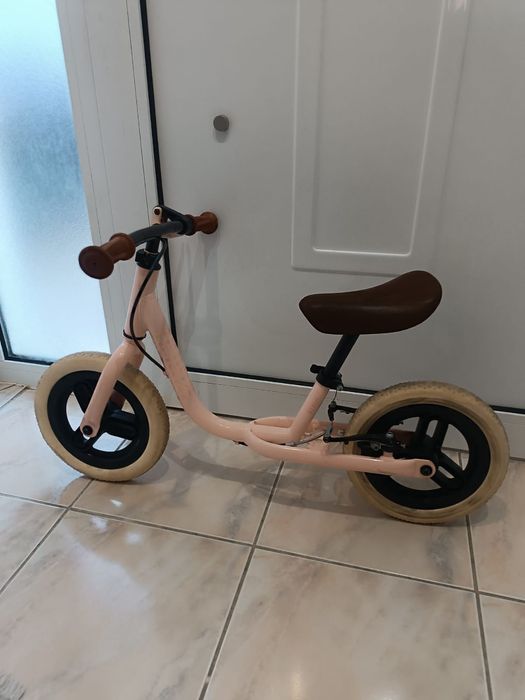Bicicleta sem pedais da Decathlon com travão 
Sem uso
