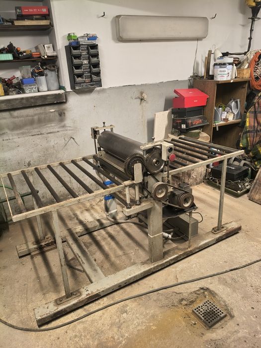 Wykrawarka walcowa do kartonu