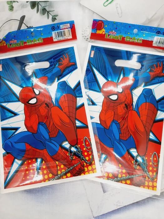 Подарункові фасовочні пакети на день народження свято у садочок школу