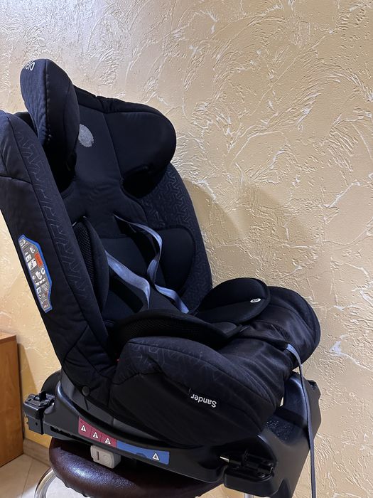 Автокрісло Lionelo