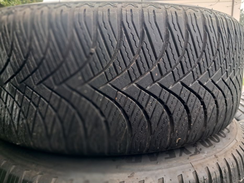 245/45r18 Goodride  2 sztuki 2023r