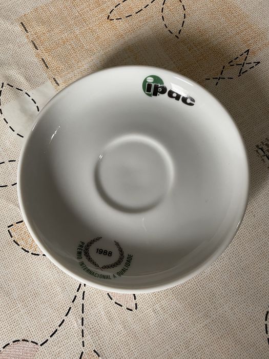 Chávena + Pires ipac café