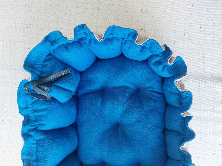 Лежанка для кота або собаки