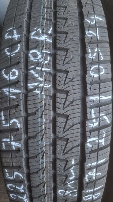 2 Opony całoroczne 225/75r16 C Continental Van Contact Camper Warszawa