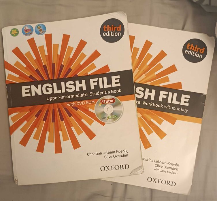 ENGLISH FILE upper-intermediate - student's book + workbook