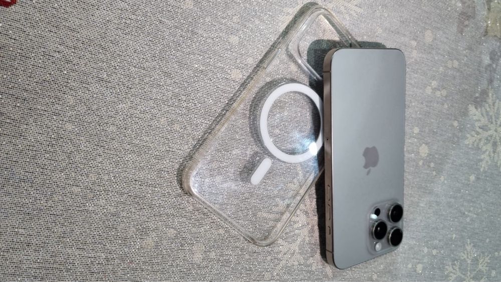 Vendo Iphone 15 PRO MAX