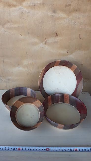 Peças únicas de artesanato em madeira, decoração