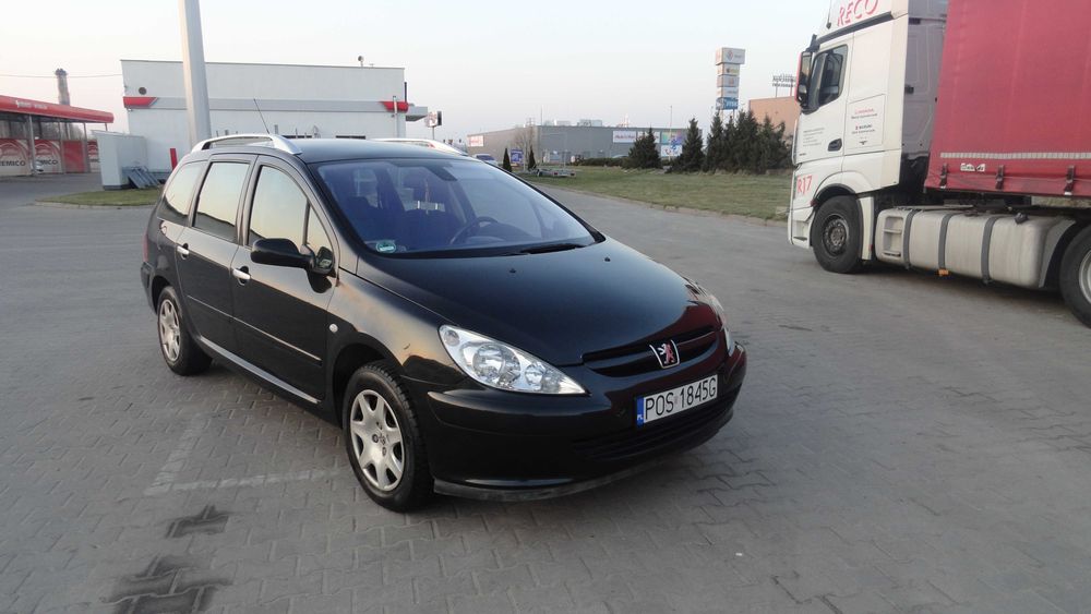 Drzwi prawe przednie przód Peugeot 307 SW kombi przed lift czarne EXLD