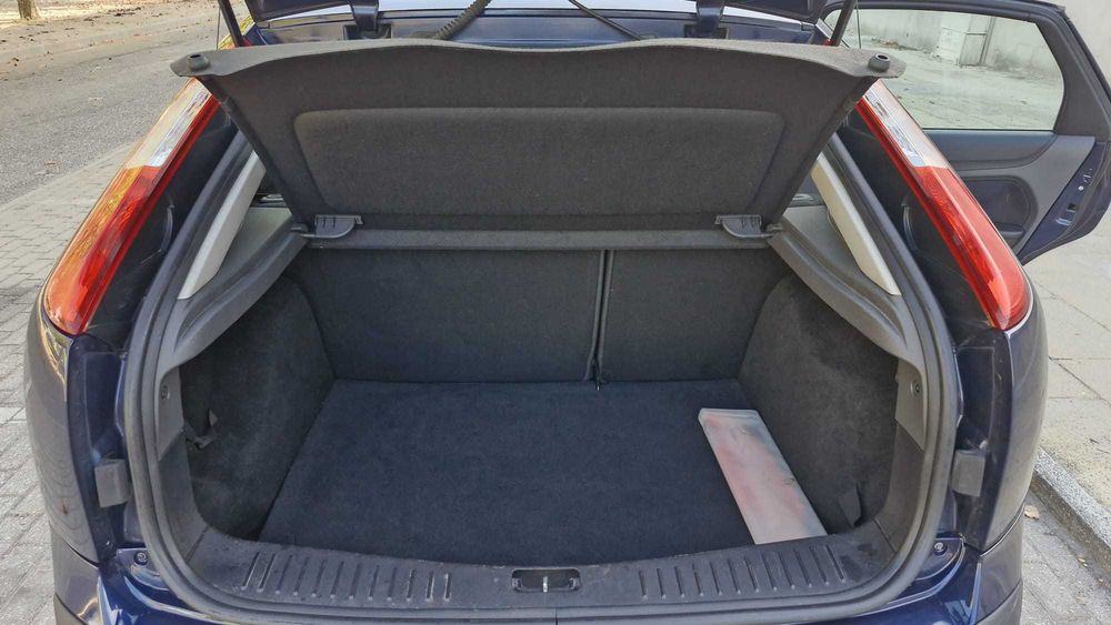 FORD Focus 1.6 TDCi, 232 mil km — photo 5