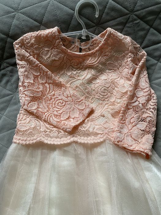 Нарядное платье для девочки