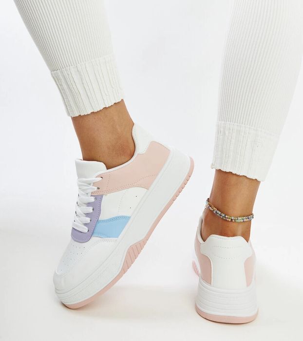 Biało-różowe sneakersy na grubszej podeszwie Rafida