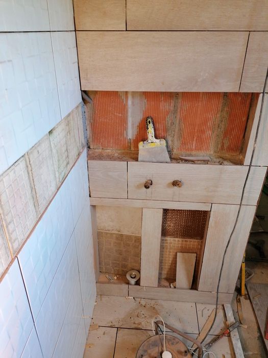 Pinturas telhado, quintas, vivendas,, Pré instalação, Chão flutuante,