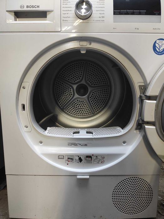 Suszarka do ubrań Bosch z pompą ciepła.